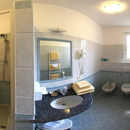 Delle Palme קנוביו