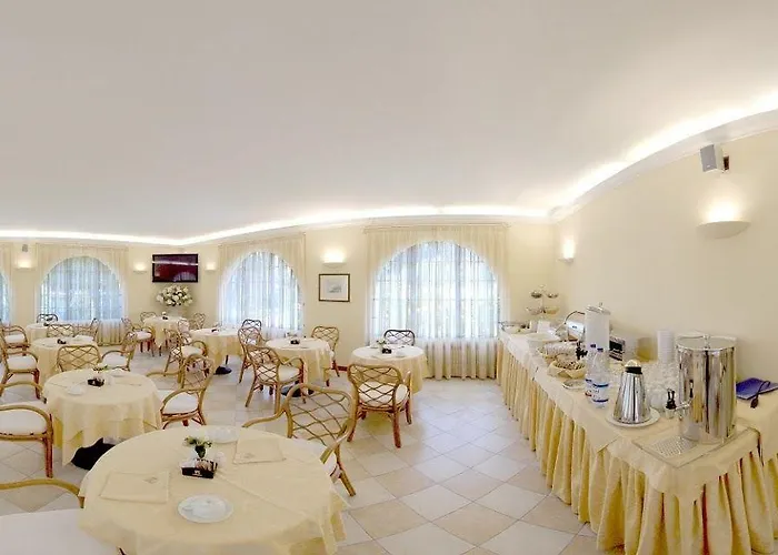 Hotel Delle Palme 3*